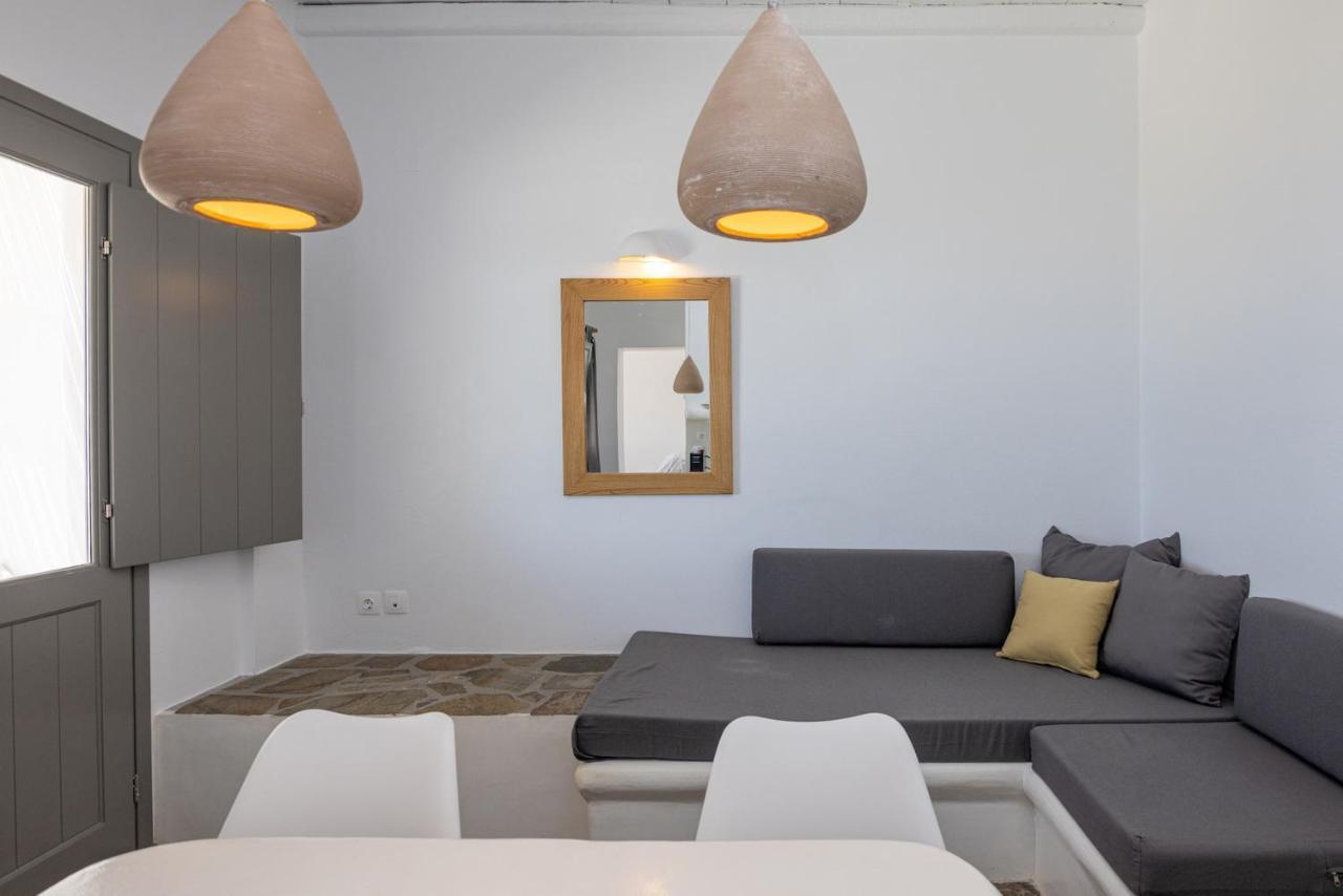 Big Blue Suites & Apartments Kionia Zewnętrze zdjęcie